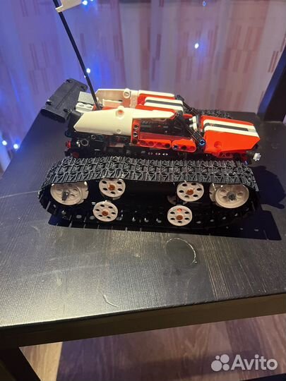 Lego техник вездеход на пульте управления