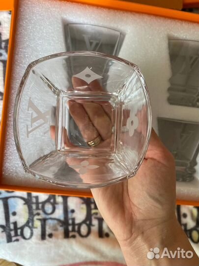 Бокалы стаканы Louis Vuitton