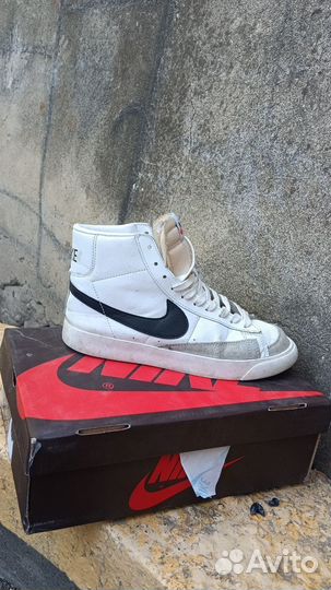 Nike blazer mid 77