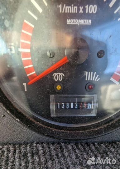 Снегоуплотнительная машина Pisten Bully 200