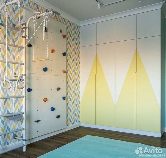 Шкаф распашной