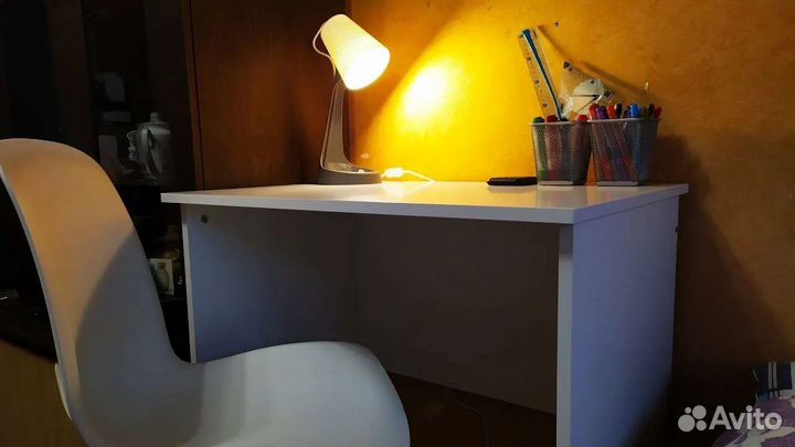 Компьютерный стол Икея новый 75x52x75 см