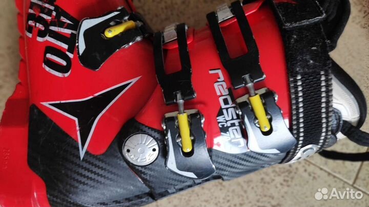 Детские глыжные ботинки Atomic Redster WC70