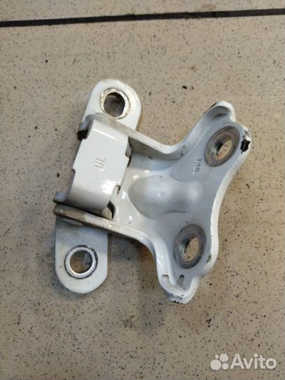 Петля двери задняя левая Kia Rio 3