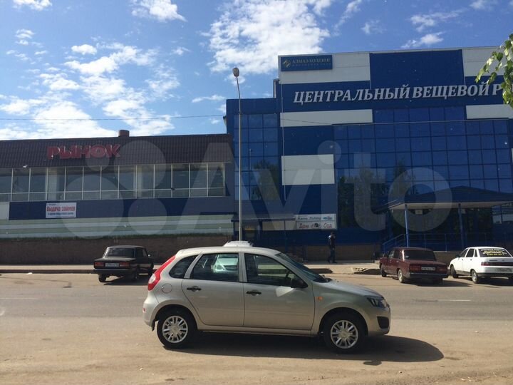 Торговая площадь, 1000 м²