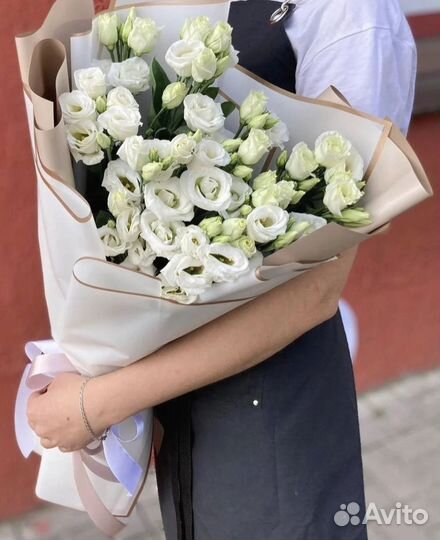 Эустомы всех цветов