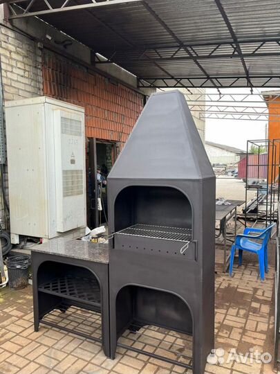 Барбекю со столешницей / мангал