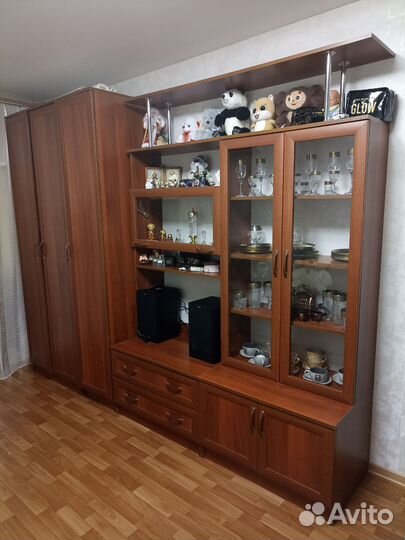 Стенка в гостиную со шкафом под тв бу