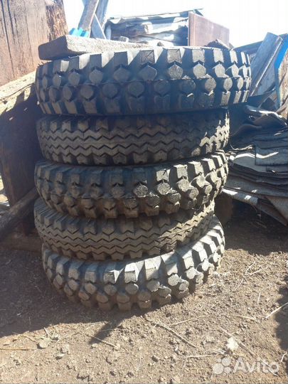 R16 Шины СССР Я-13 165/75, PCD 12x118 DIA 19