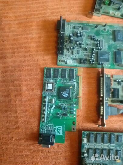 Раритетные комплектующие от старого компьютера