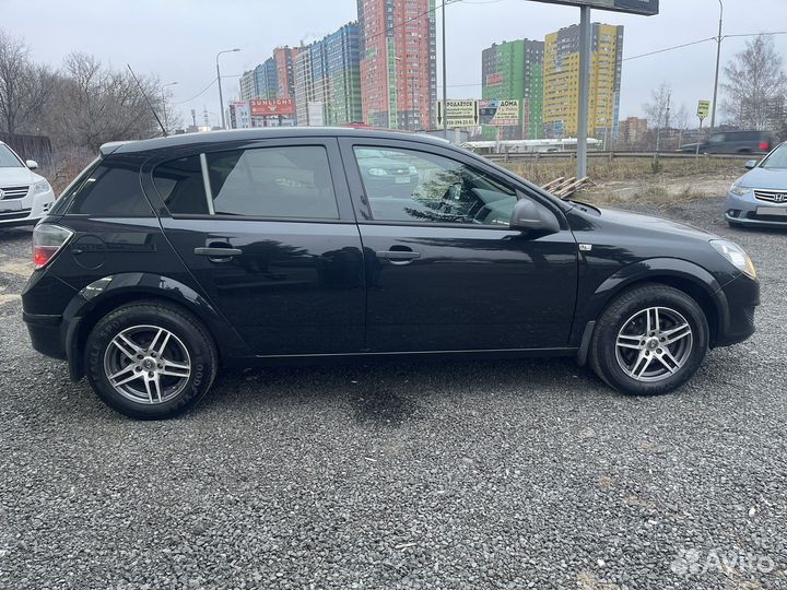 Opel Astra 1.6 МТ, 2013, 115 173 км