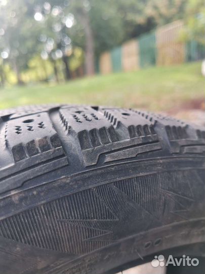 Hankook Winter I'Pike 205/55 R16