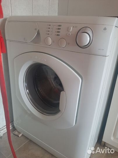 Стиральная машина Ariston