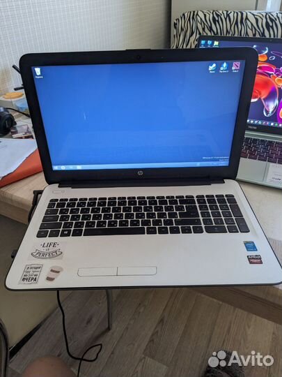 Ноутбук HP Hewlett-Packard 15-ac009ur