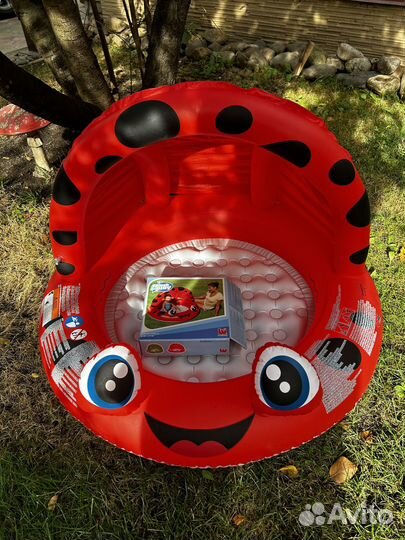 Надувной бассейн для малышей с навесом