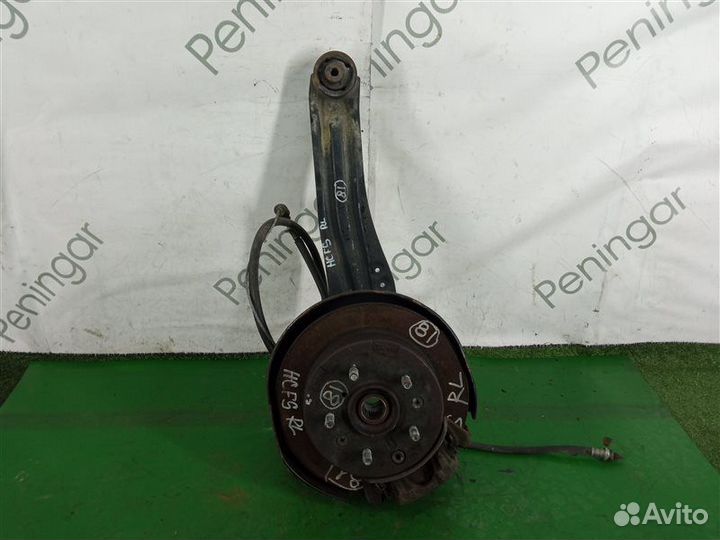 Ступица (кулак, цапфа) задняя левая Mazda Luce