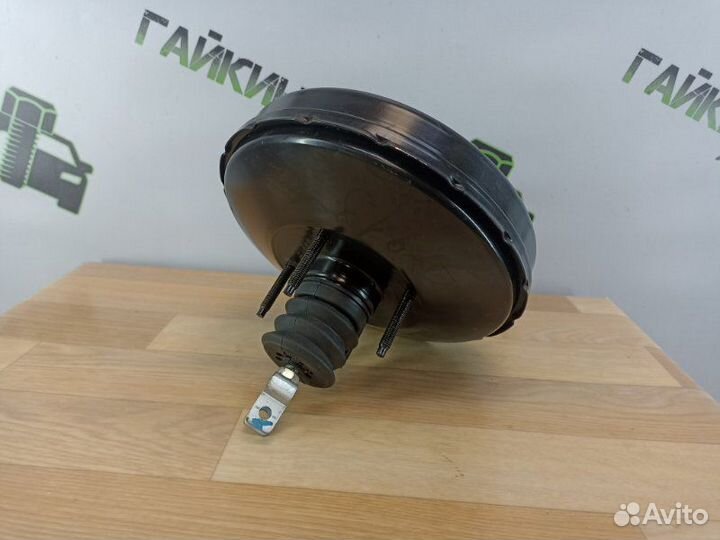 Вакуумный усилитель тормозов правый Chevrolet