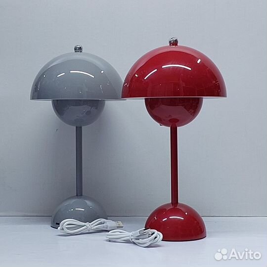 Лампа настольная