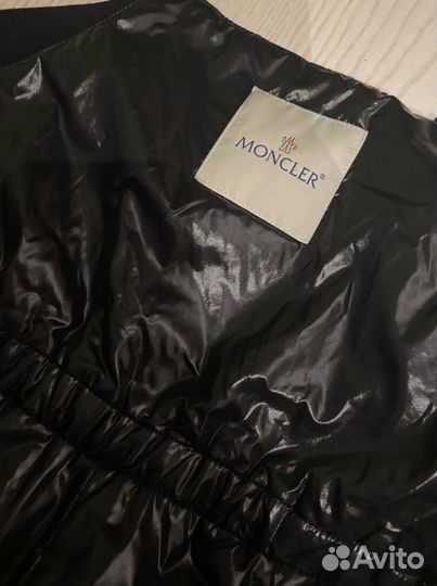 Зимняя куртка moncler