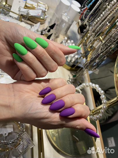 Маникюр/педикюр/Рижская