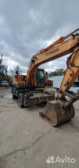Колёсный экскаватор Hyundai R170W-9S, 2012