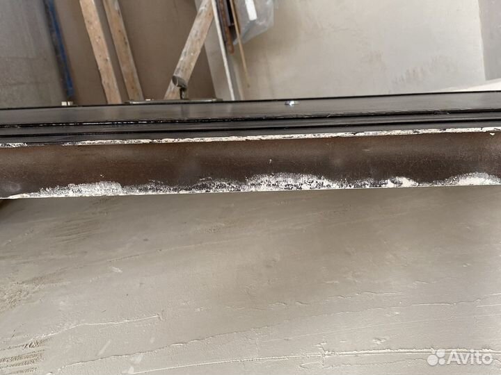 Входная металлическая дверь