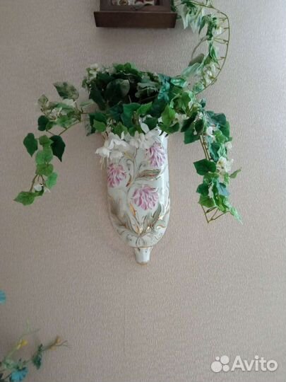 Кашпо подвесное