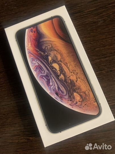iPhone Xs, 64 ГБ