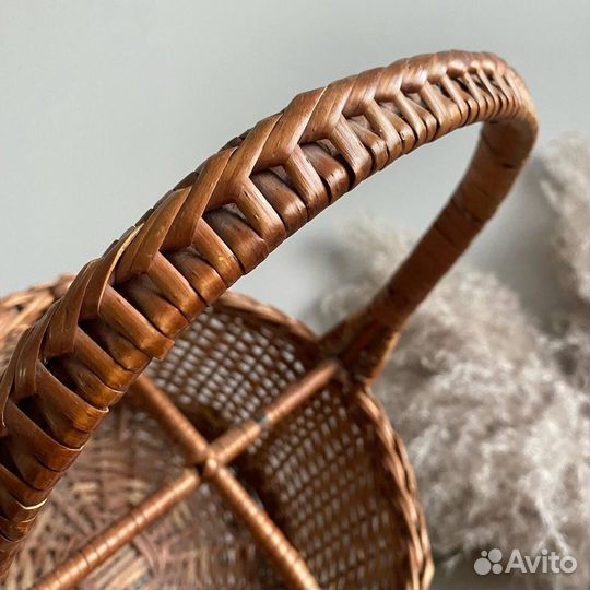 Корзина плетеная