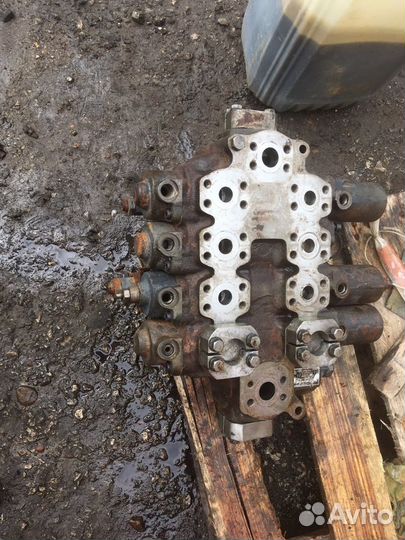 Гидрораспределитель гг 420Б экскаватора эо 3323