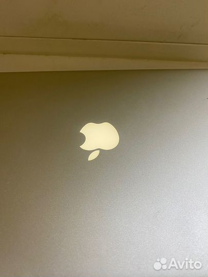 Ноутбук MacBook Pro 13 (2015)