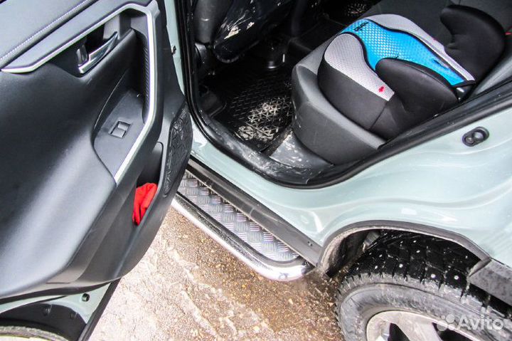 Пороги на Тойота рав4/RAV4 2020