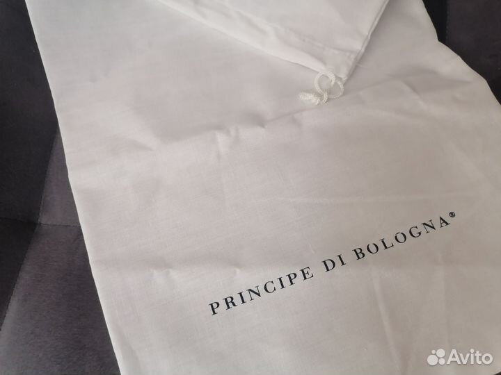 Пыльник брендовый брелок