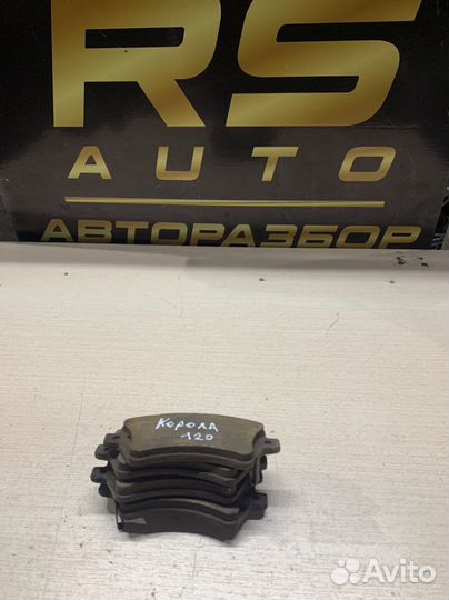 Тормозные колодки передние Toyota corolla e120