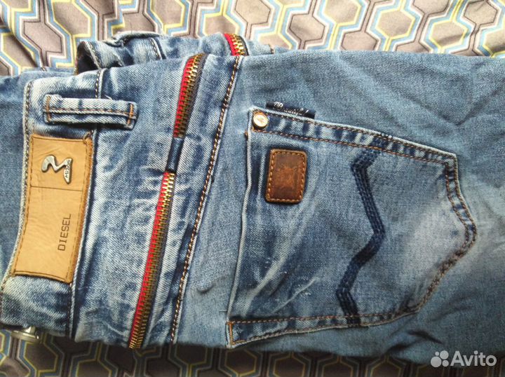 Джинсы 28 и 29 р