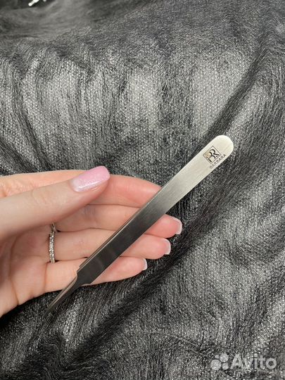 Для наращивания ресниц