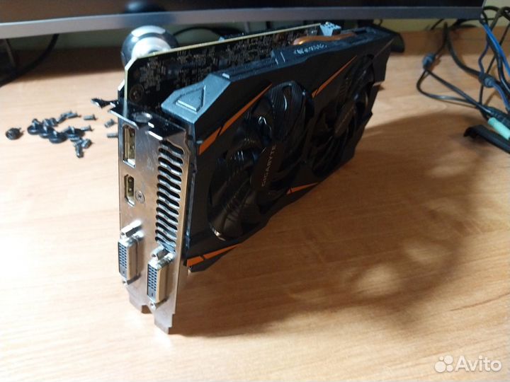 Видеокарта Gigabyte GeForce GTX 1060 6 гб