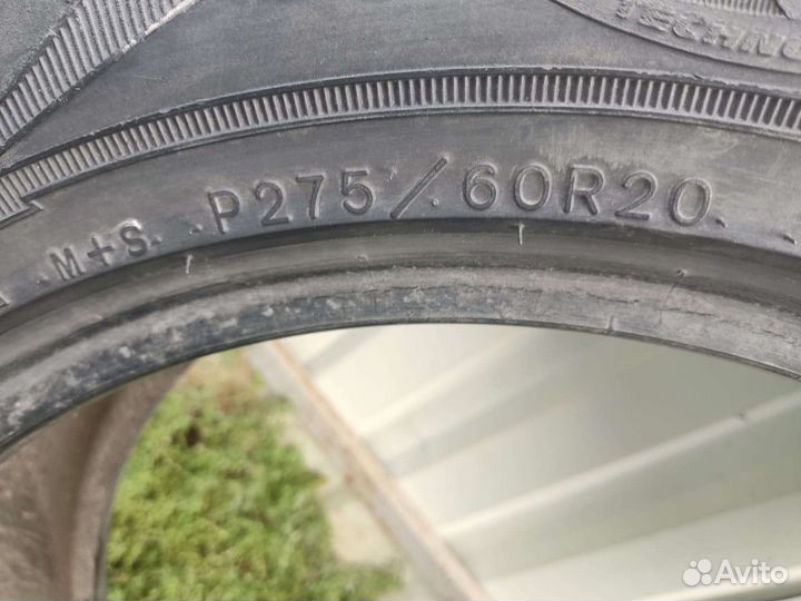 Goodyear Wrangler AT 275/60 R20