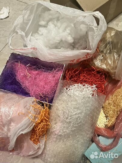 Коробки и упаковочный материал