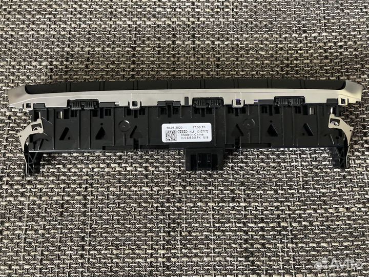 Панель кнопок управления Audi A3 8v