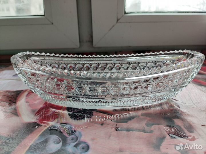 Ваза, блюда, салатники