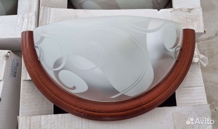 Светильник бра 1/2 300