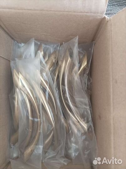 Дверные ручки на шкафы 96мм. 18 шт