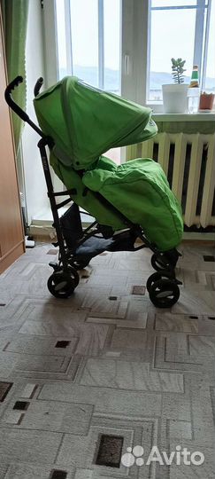 Прогулочная коляска трость