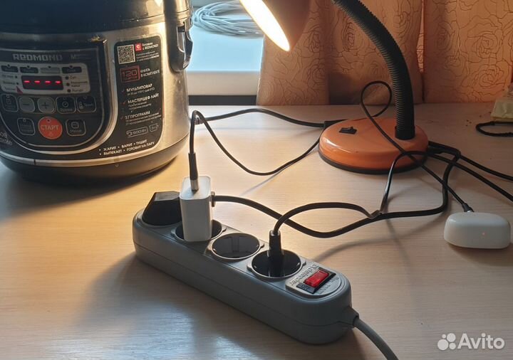 Удлинитель / Сетевой фильтр 4 розетки 1,5 м