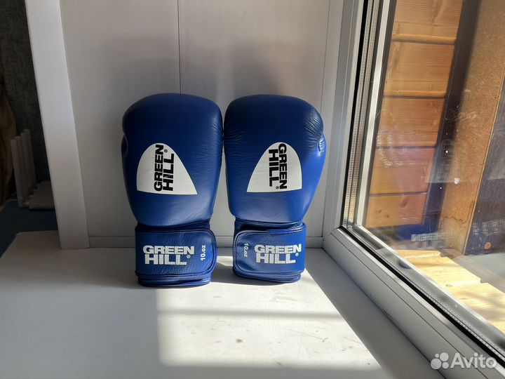 Боксерские перчатки green hill super star 10 oz
