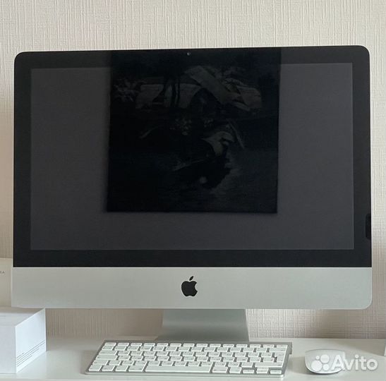 Apple iMac 21.5