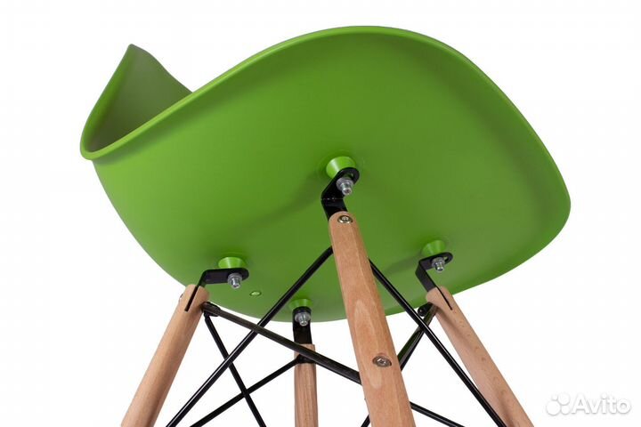 Стул Eames зеленый