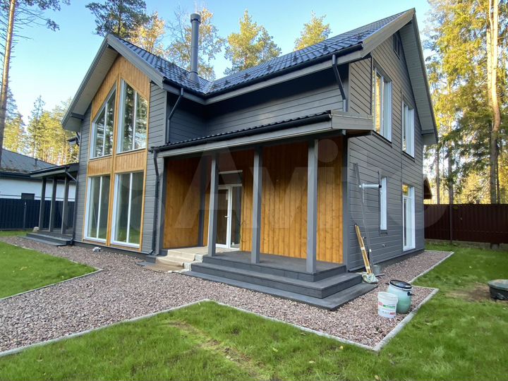 Дом 280 м² на участке 12 сот.