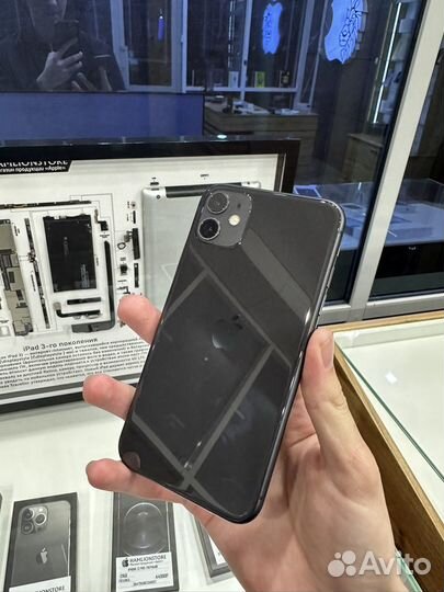 iPhone 11, 128 ГБ